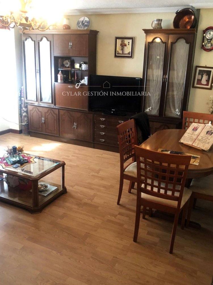 4 bedrooms Apartment in Salamanca, Spain No. 93578