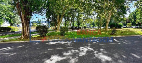 6 bedrooms Apartment in Lisbon, Portugal No. 79500 10