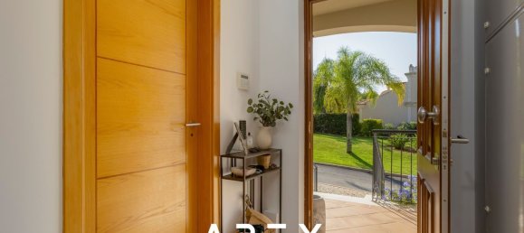 3 Schlafzimmer Haus in Loule, Portugal, Nr. 255757 32