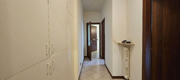 3 rooms Apartment in Ponteranica, Italy No. 8823 28