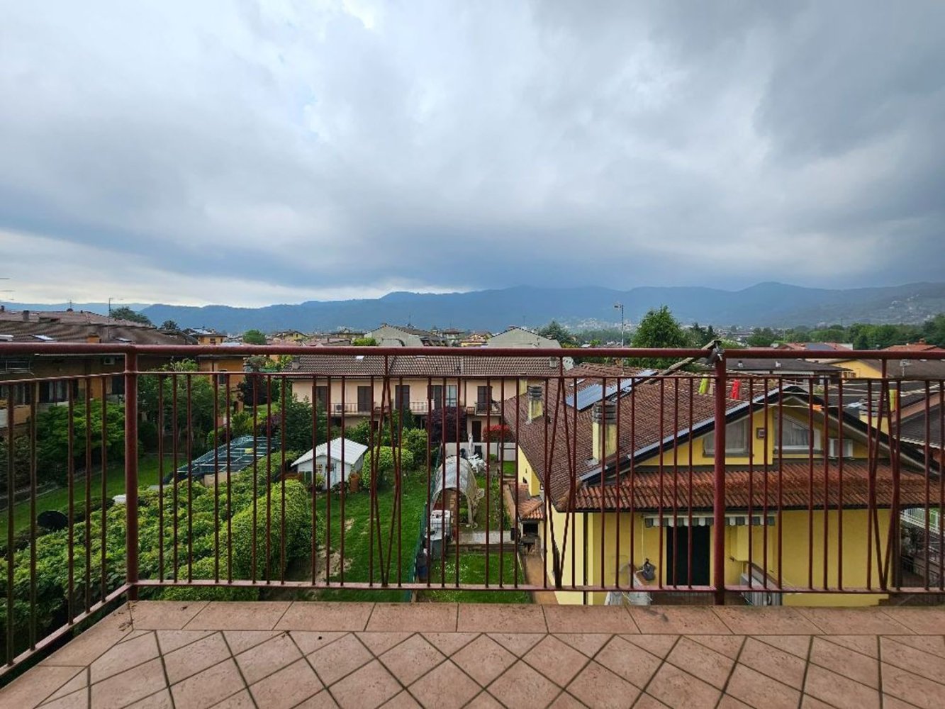 3 rooms Apartment in Ponteranica, Italy No. 8823