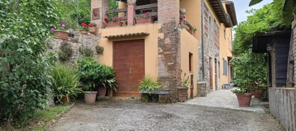 9 rooms House in Lucca, Italy No. 146874 11