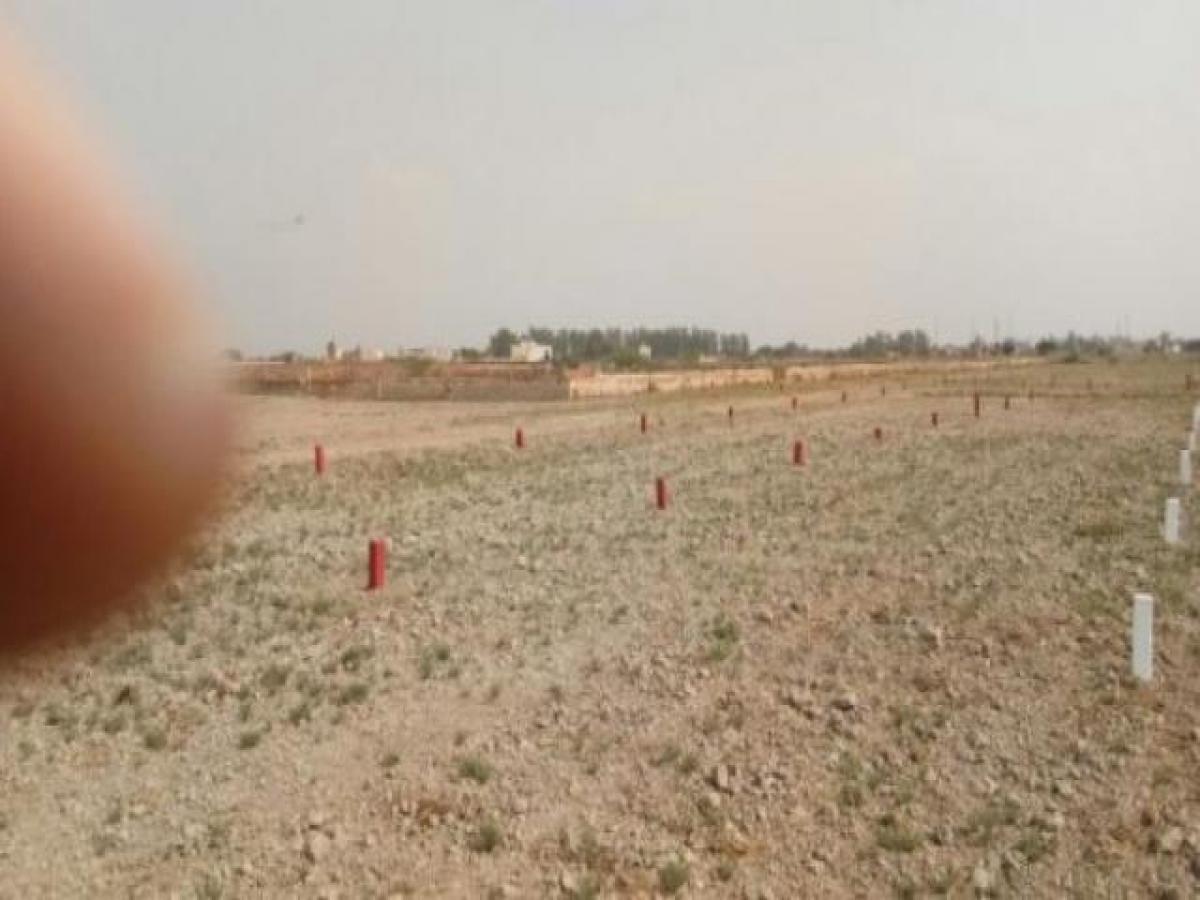 Terreno em Noida, India N.º 65671