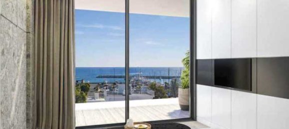 3 bedrooms Apartment in Larnaca, Cyprus No. 8373 4
