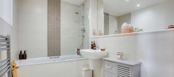 1 bedroom Apartment in London, United Kingdom No. 12820 6