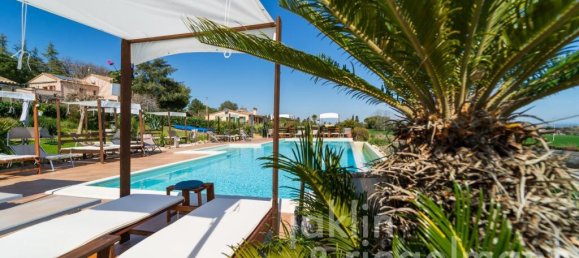 14 Schlafzimmer Grundstück in Ancona, Italy, Nr. 160283 46