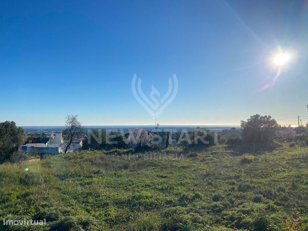 Terreno em Faro, Portugal 1760 m² N.º 49409