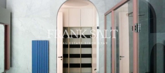 4 bedrooms Townhouse in Sliema, Malta No. 2700 22