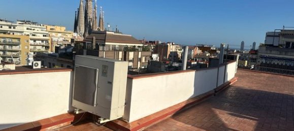 163m² Commercial property in Gracia, Spain No. 150834 5