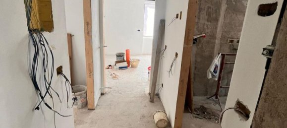 3 bedrooms Apartment in Carugo, Italy No. 359725 31