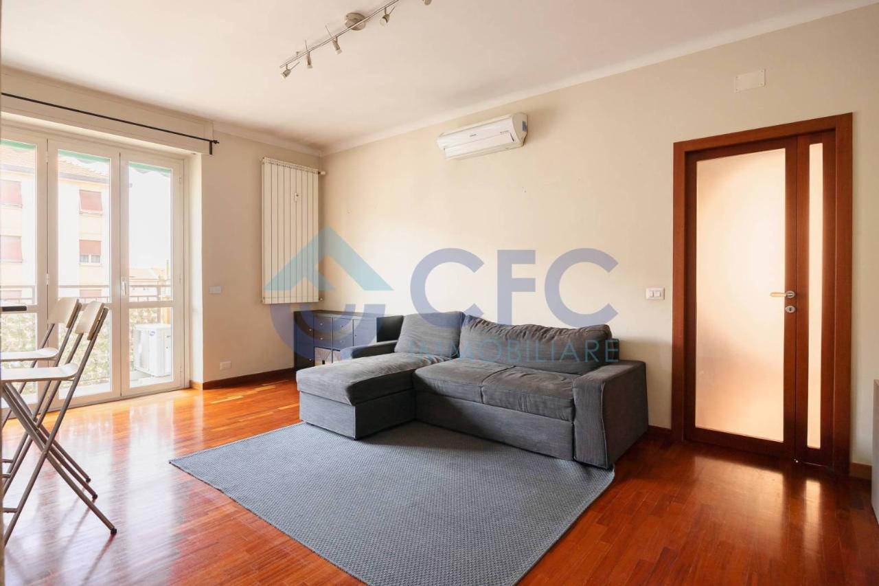 3-salle Appartement à Milan, Italy No. 242489