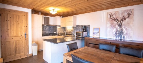 5 bedrooms Apartment in Les Belleville, France No. 169 4