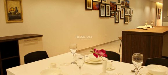 Квартира с 3 спальнями в Санта-Венера, Мальта № 4096 2