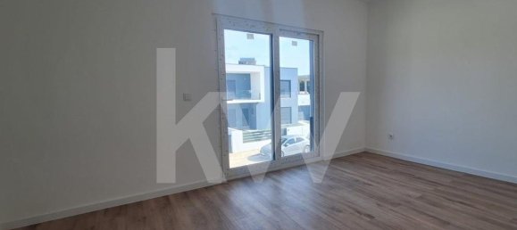 4 bedrooms House in Sesimbra, Portugal No. 145856 17