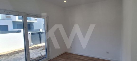 4 bedrooms House in Sesimbra, Portugal No. 145856 12