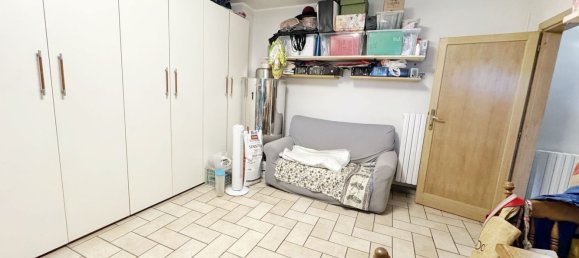 5 bedrooms House in Campi Bisenzio, Italy No. 379046 37