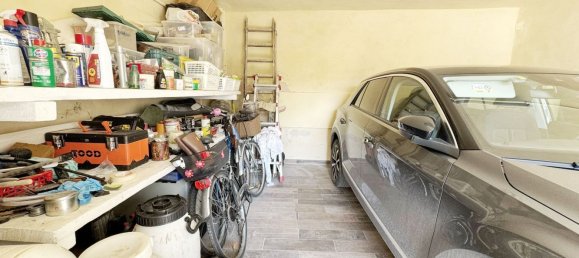 5 bedrooms House in Campi Bisenzio, Italy No. 379046 43