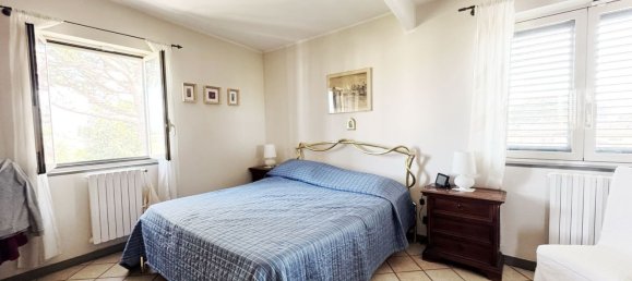 5 bedrooms House in Campi Bisenzio, Italy No. 379046 25