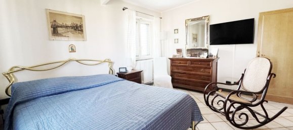 5 bedrooms House in Campi Bisenzio, Italy No. 379046 27