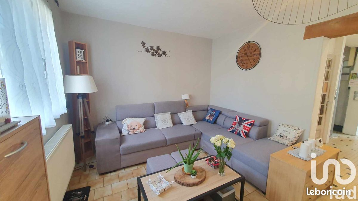 5غرفة منزل في Saint-Dizier, France رقم 227550