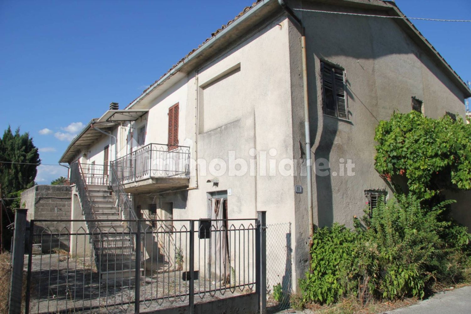 Casa de 2 dormitorios en Spoleto, Italy No. 128339