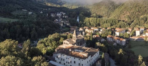 Gebäude in Dicomano, Italy 3000m², Nr. 167339 3