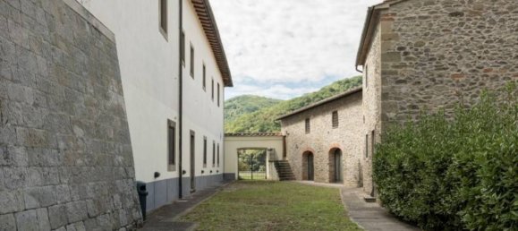 Gebäude in Dicomano, Italy 3000m², Nr. 167339 25