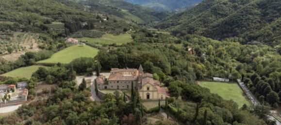 Gebäude in Dicomano, Italy 3000m², Nr. 167339 13