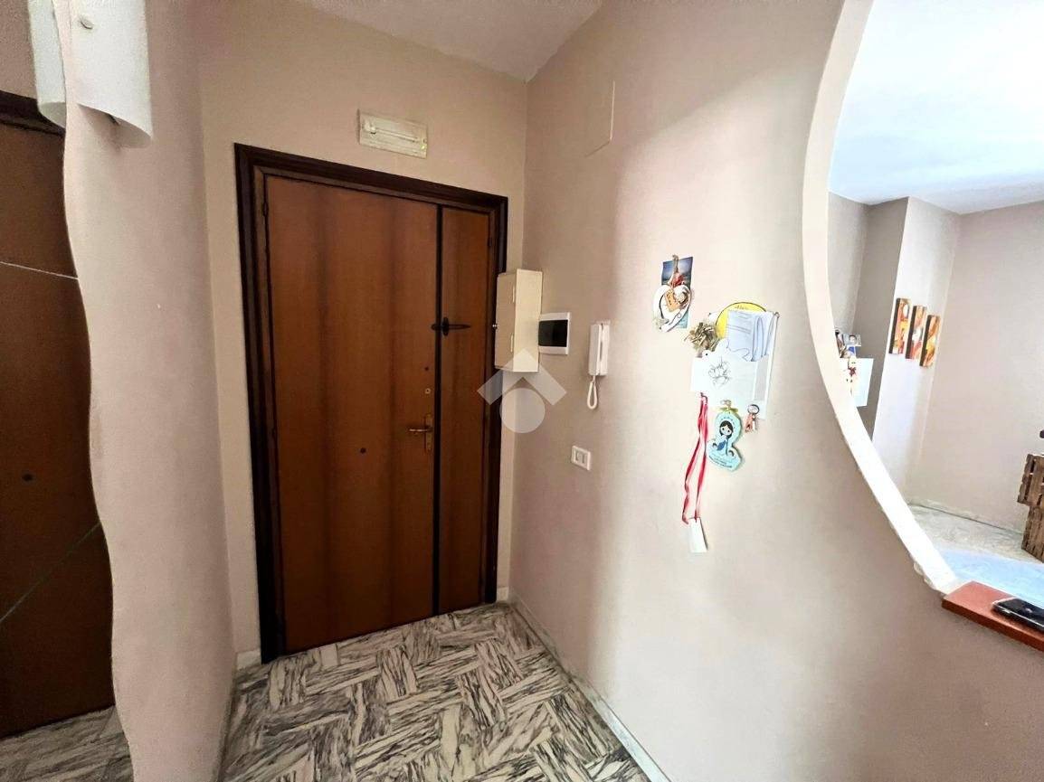 Квартира с 2 спальнями в Гравина ин Пулья, Италия № 159686