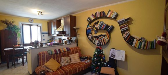 3 rooms House in Ponte dell'Olio, Italy No. 217057 2