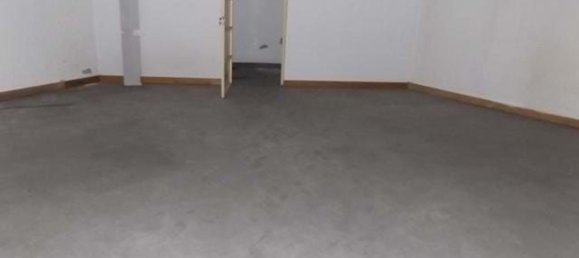  عقار تجاري في Santarem, Portugal 242متر مربع رقم 71663 2