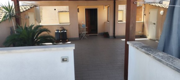 Ático de 3 habitaciónes en Vittoria, Italy No. 257730 2