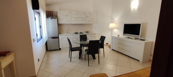 Ático de 3 habitaciónes en Vittoria, Italy No. 257730 3
