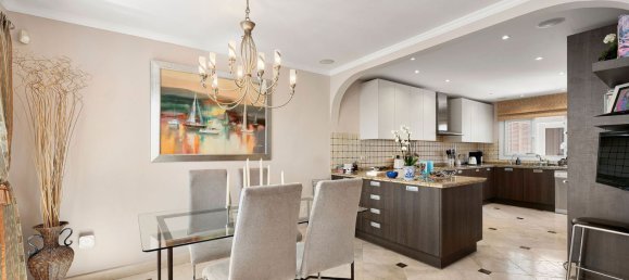 3 bedrooms Townhouse in Marbella, Spain No. 135307 6