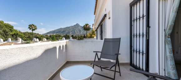 3 bedrooms Townhouse in Marbella, Spain No. 135307 14