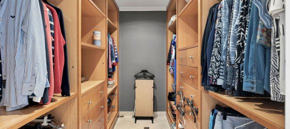 3 bedrooms Townhouse in Marbella, Spain No. 135307 16