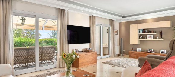 3 bedrooms Townhouse in Marbella, Spain No. 135307 7