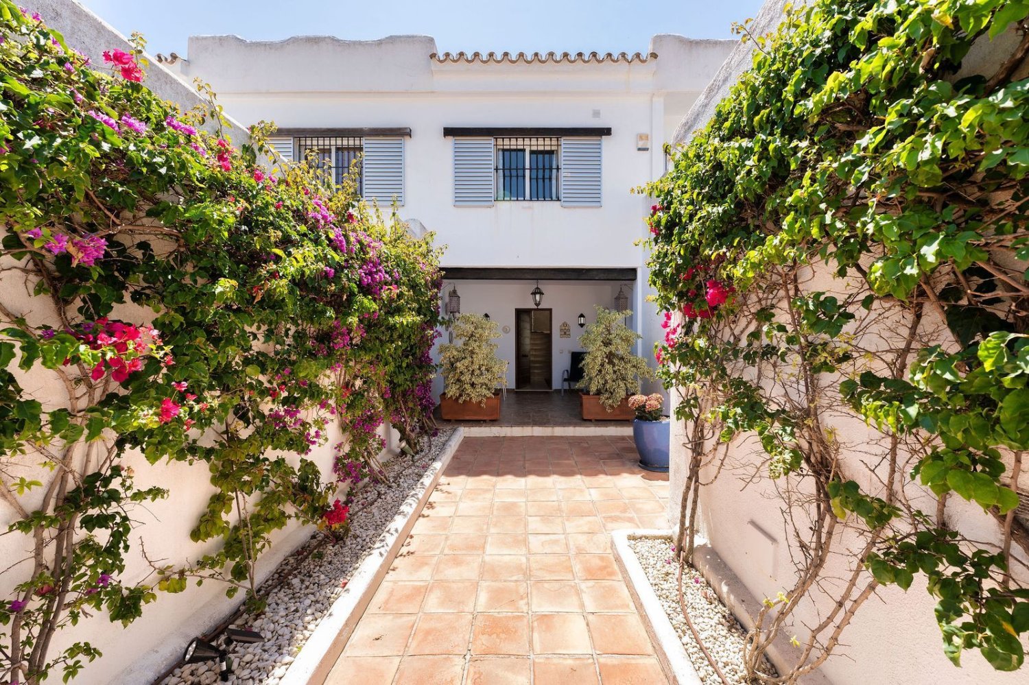 3 bedrooms Townhouse in Marbella, Spain No. 135307