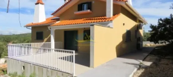 3 Schlafzimmer Haus in Alvorge, Portugal, Nr. 347877 2