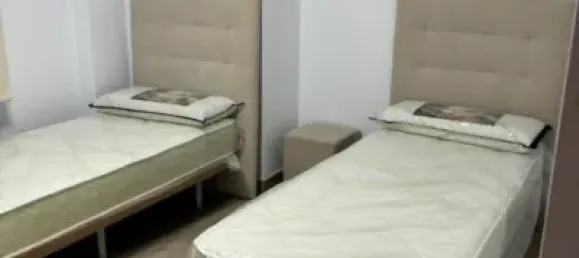 2 bedrooms Apartment in Jaen, Spain No. 138930 3