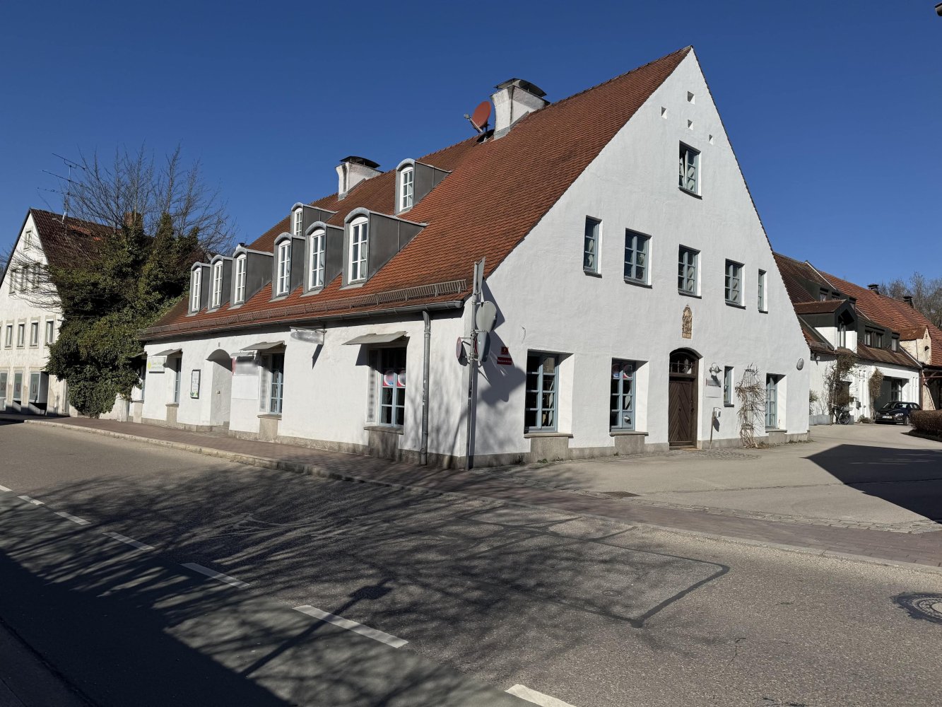 Propiedad comercial de 2 habitaciónes en Freising, Germany No. 91513