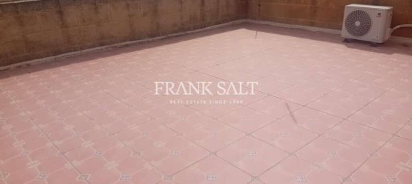 4 bedrooms Townhouse in Nadur, Malta No. 11559 9