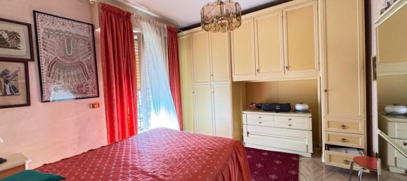 4-salle Appartement à Guidonia Montecelio, Italy No. 258000 15