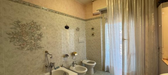 4-salle Appartement à Guidonia Montecelio, Italy No. 258000 28