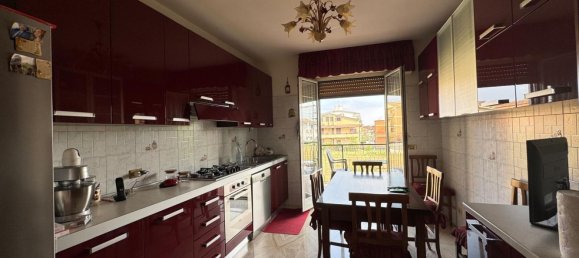 4-salle Appartement à Guidonia Montecelio, Italy No. 258000 10