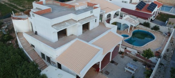 4 bedrooms House in Quarteira, Portugal No. 160479 5