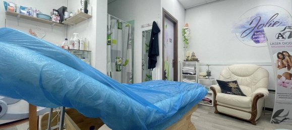 1غرفة عقار تجاري في Udine, Italy رقم 270417 9