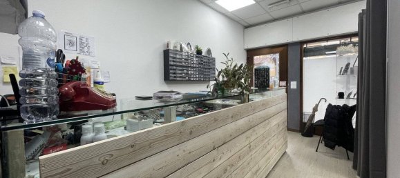 1غرفة عقار تجاري في Udine, Italy رقم 270417 3