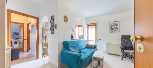 2 rooms Apartment in Rome, Italy No. 26310 5