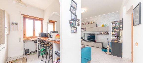 2 rooms Apartment in Rome, Italy No. 26310 12